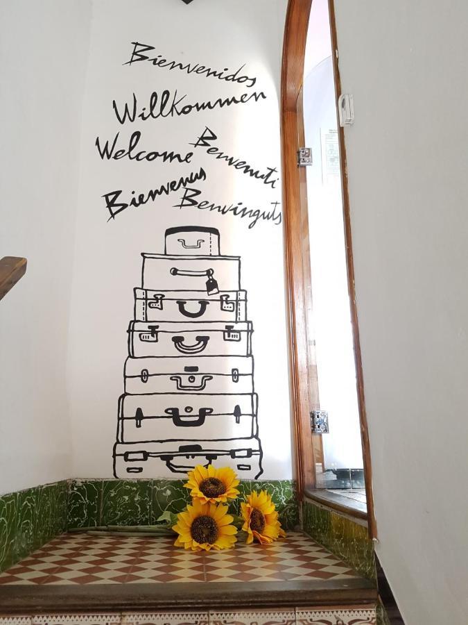 Hostal Ca'N Tiu Alaro Luaran gambar