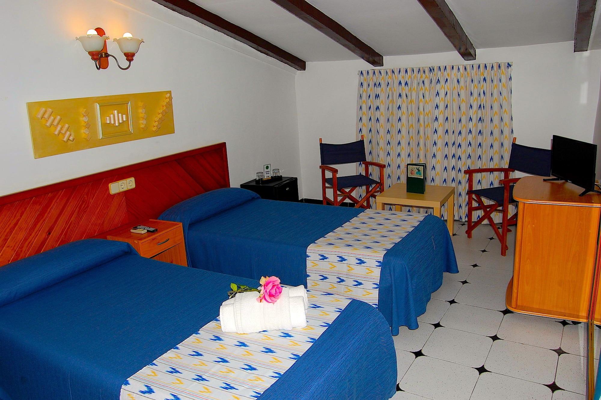 Hostal Ca'N Tiu Alaro Luaran gambar