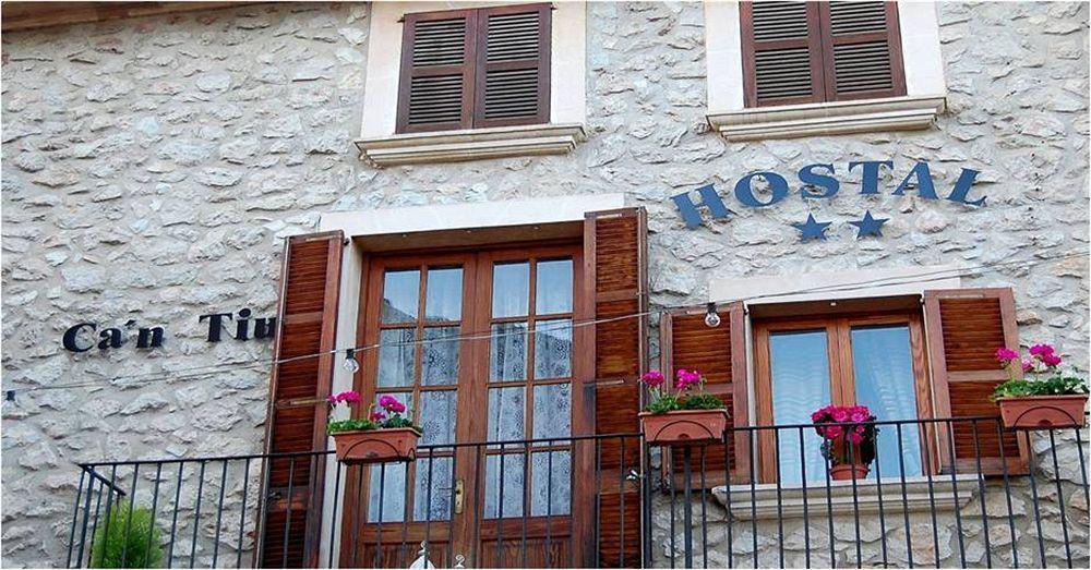 Hostal Ca'N Tiu Alaro Luaran gambar