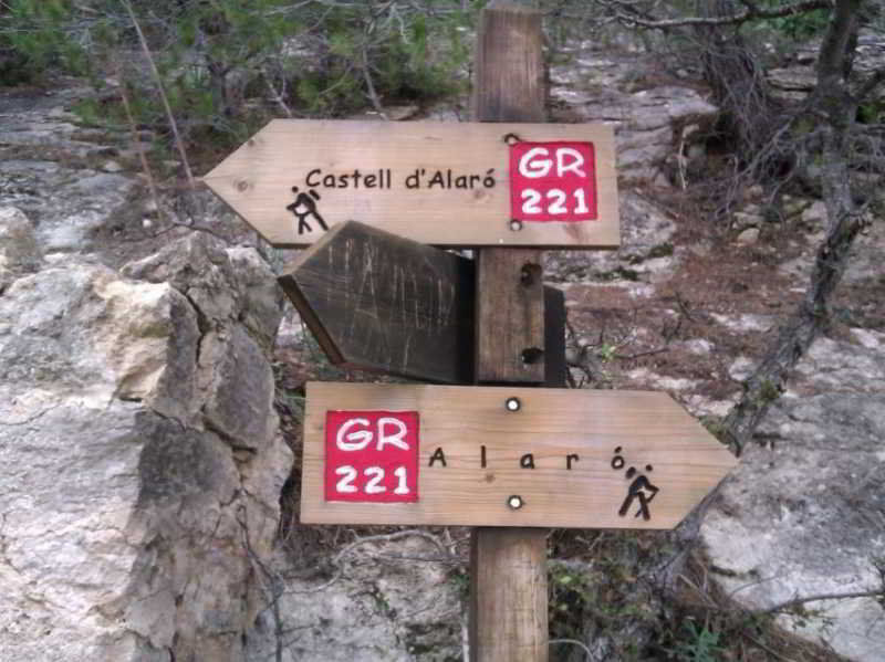 Hostal Ca'N Tiu Alaro Luaran gambar