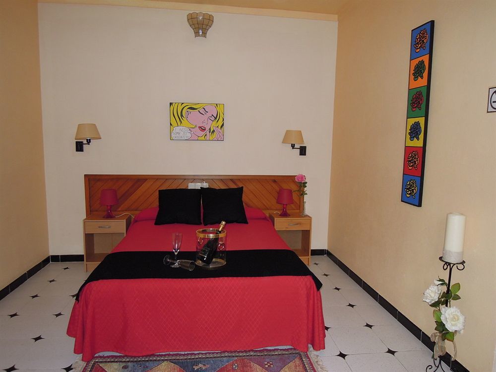 Hostal Ca'N Tiu Alaro Luaran gambar